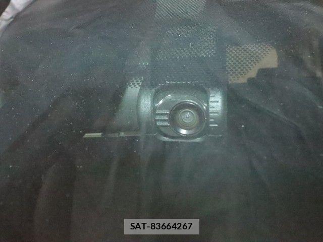 Toyota VOXY 2018-10 8338033-16