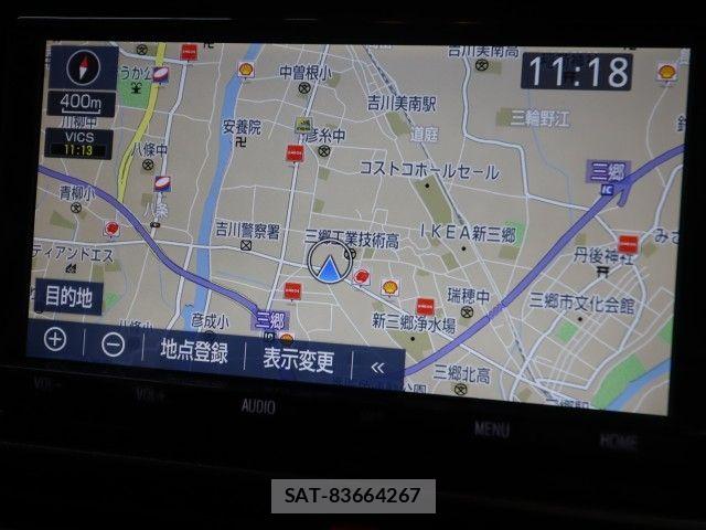Toyota VOXY 2018-10 8338033-17