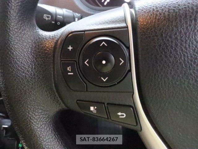 Toyota VOXY 2018-10 8338033-22