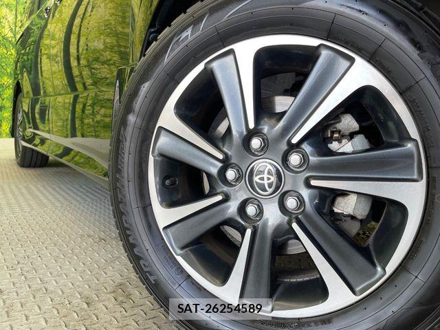 Toyota VOXY 2021-08 8338430-14