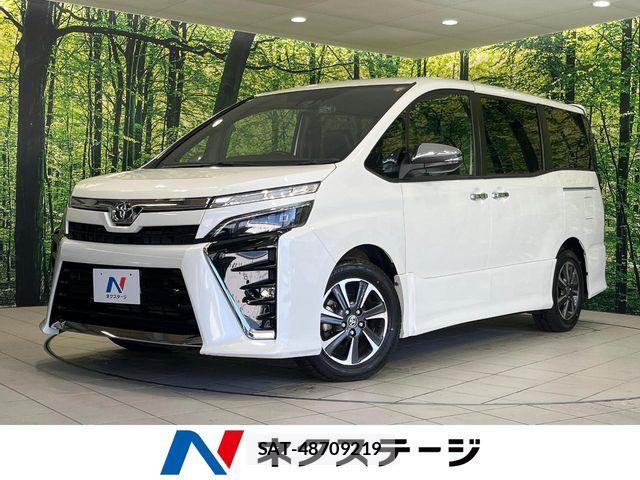 Toyota VOXY 2021-06 8338436-0