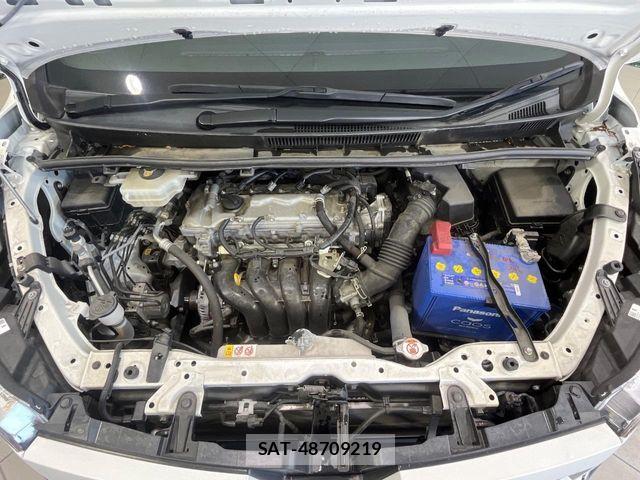 Toyota VOXY 2021-06 8338436-18