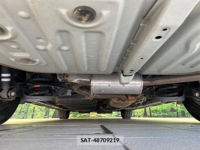 Toyota VOXY 2021-06 8338436-19