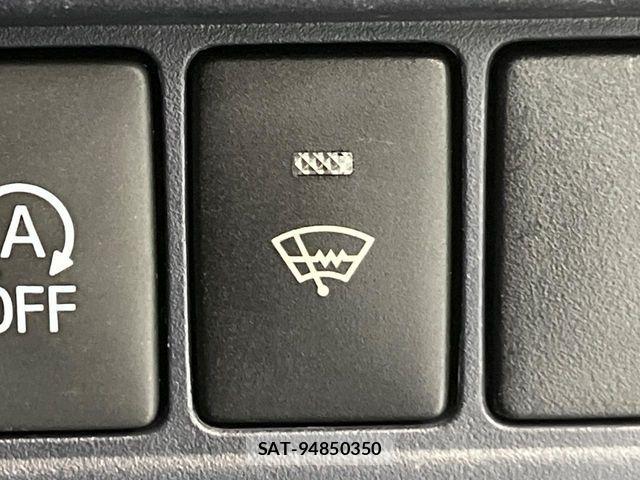 Toyota VOXY 2014-05 8338441-6