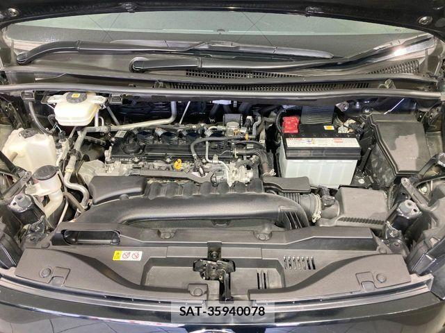 Toyota VOXY 2023-01 8338426-17