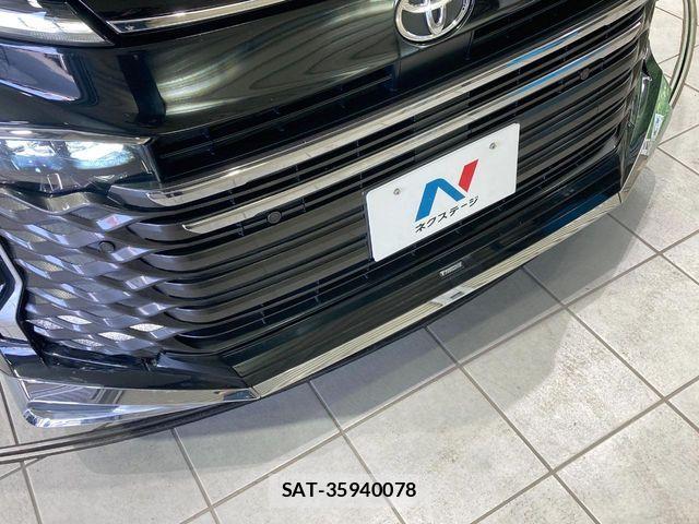 Toyota VOXY 2023-01 8338426-2