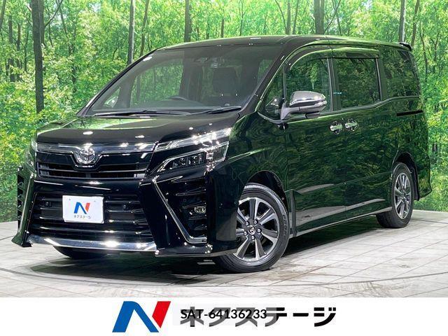Toyota VOXY 2021-07 8338432-0