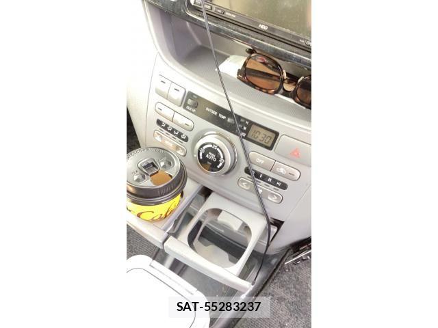 Toyota VOXY 2007-04 8338453-9