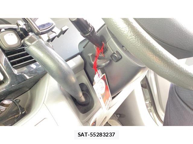 Toyota VOXY 2007-04 8338453-12