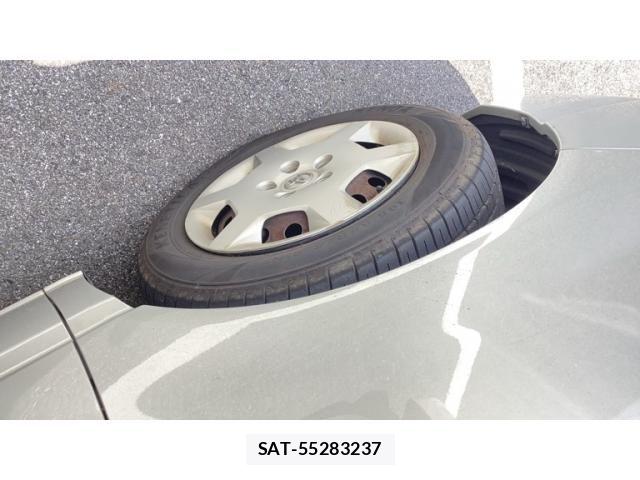 Toyota VOXY 2007-04 8338453-16