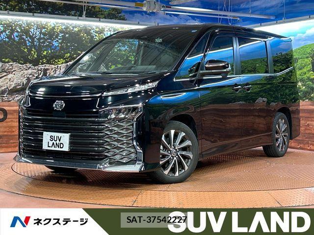 Toyota VOXY 2022-02 8338428-0