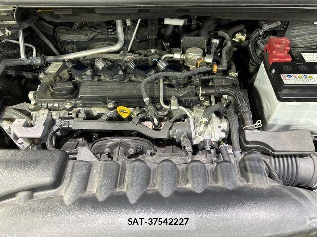 Toyota VOXY 2022-02 8338428-17
