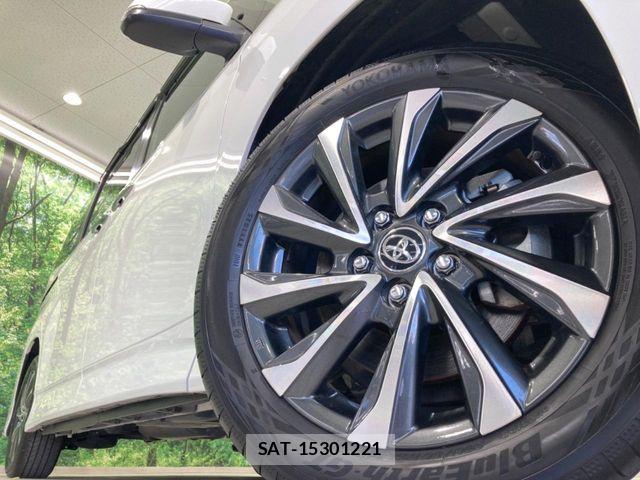 Toyota VOXY 2025-05 8338424-13