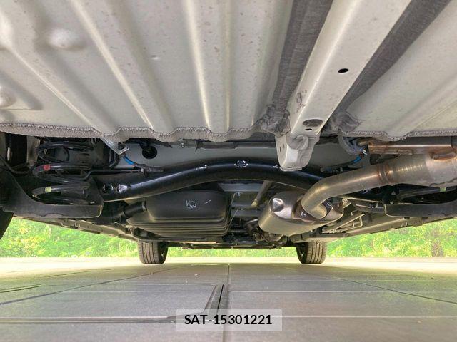 Toyota VOXY 2025-05 8338424-18