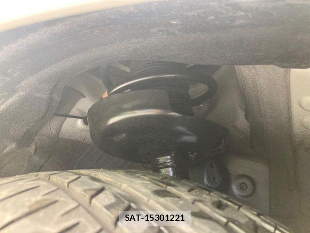 Toyota VOXY 2025-05 8338424-19