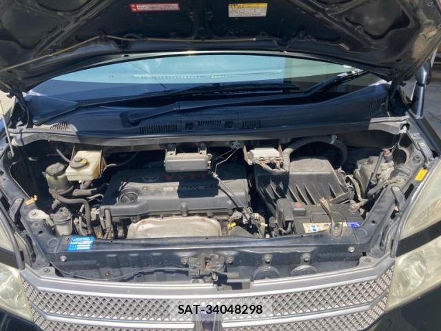 Toyota VOXY 2005-10 8338448-15