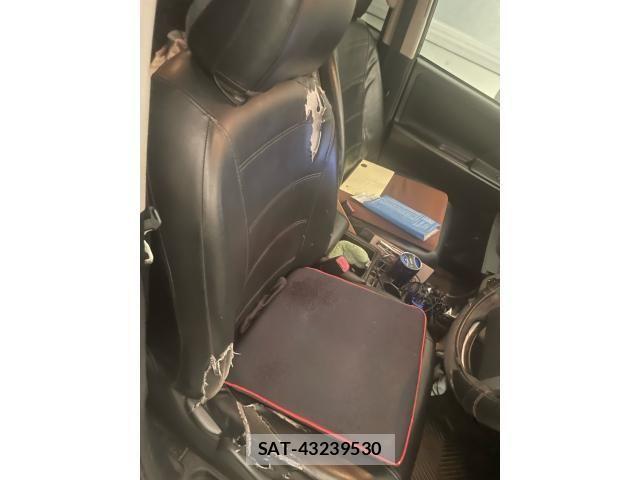 Toyota VOXY 2012-05 8338454-22