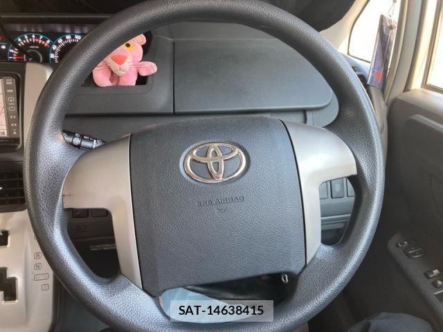 Toyota VOXY 2008-02 8338449-16