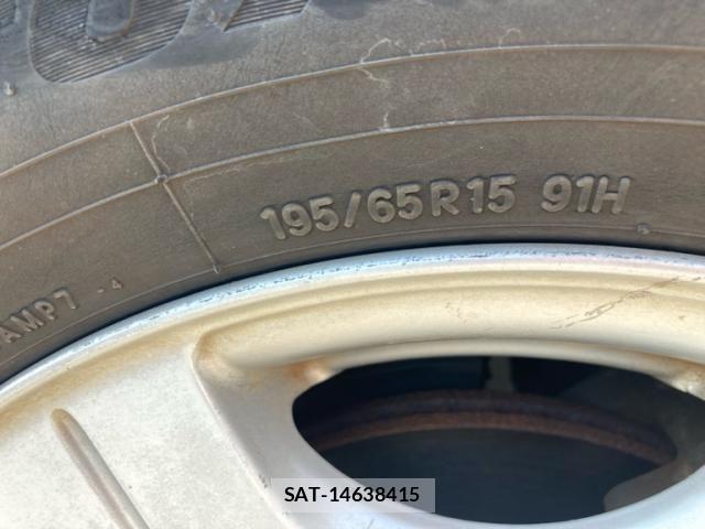 Toyota VOXY 2008-02 8338449-6