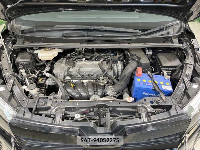 Toyota VOXY 2021-11 8338431-18