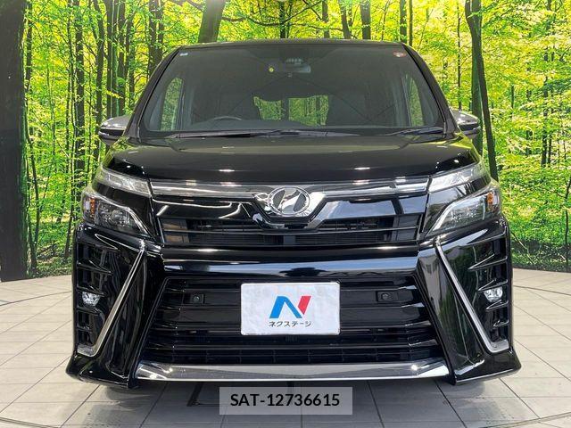Toyota VOXY 2020-07 8338433-12