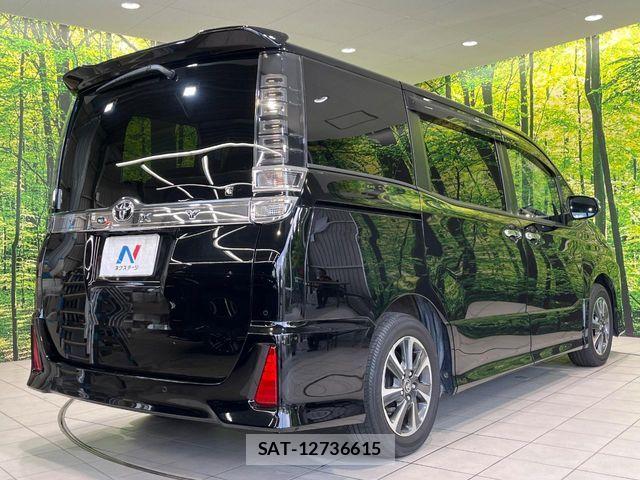 Toyota VOXY 2020-07 8338433-15