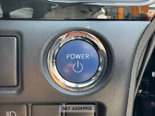 Toyota VOXY 2019-02 8338437-22