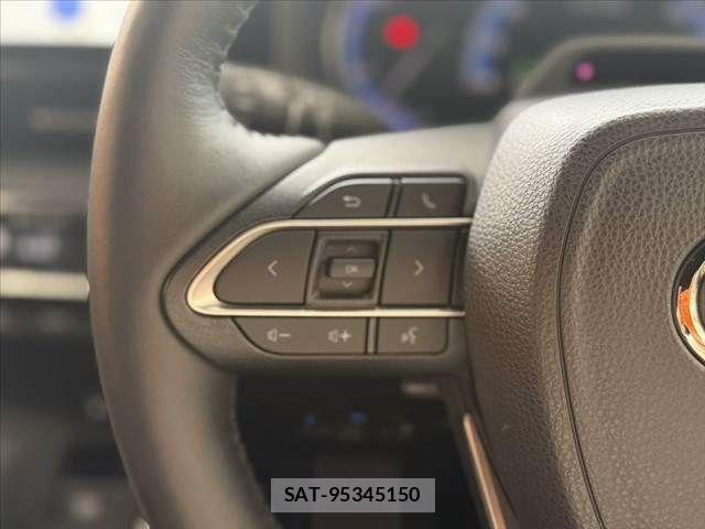 Toyota VOXY 2025-01 8338420-29