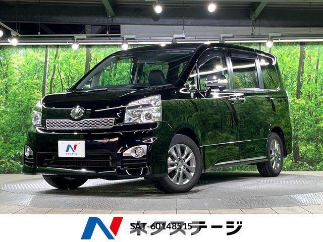 Toyota VOXY 2013-02 8338442-0