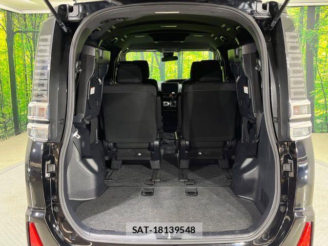 Toyota VOXY 2019-07 8338434-9