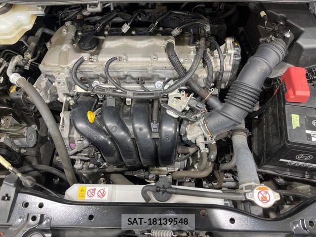 Toyota VOXY 2019-07 8338434-17