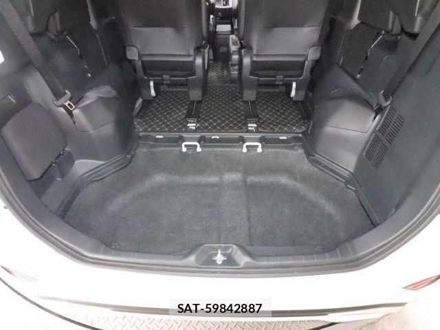 Toyota VOXY 2023-09 8338423-12