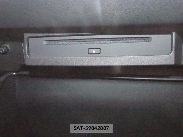 Toyota VOXY 2023-09 8338423-23