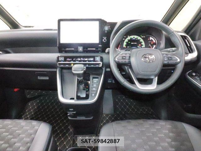 Toyota VOXY 2023-09 8338423-2