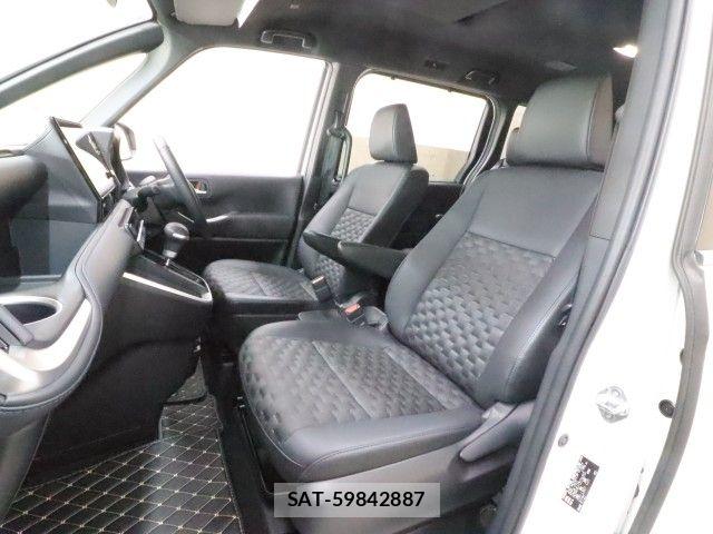 Toyota VOXY 2023-09 8338423-6
