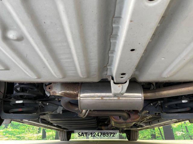 Toyota VOXY 2015-12 8338440-18