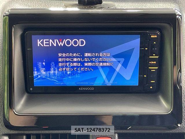 Toyota VOXY 2015-12 8338440-3