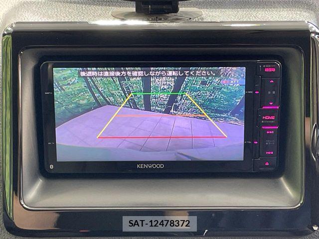 Toyota VOXY 2015-12 8338440-4