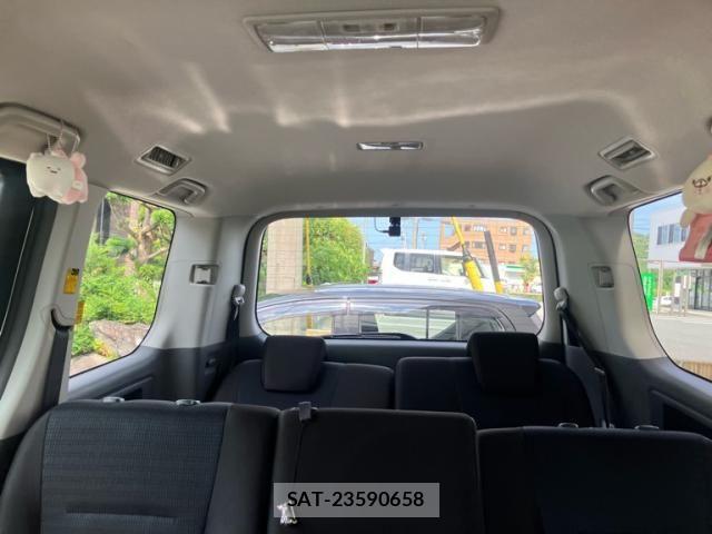 Toyota VOXY 2008-08 8338450-27