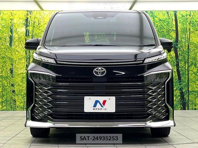 Toyota VOXY 2024-02 8338421-13