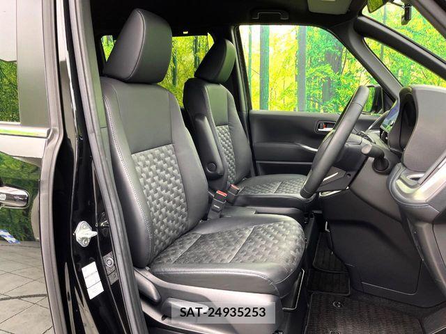 Toyota VOXY 2024-02 8338421-6