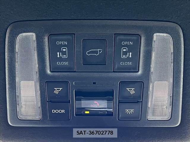 Toyota VOXY 2024-06 8338429-21