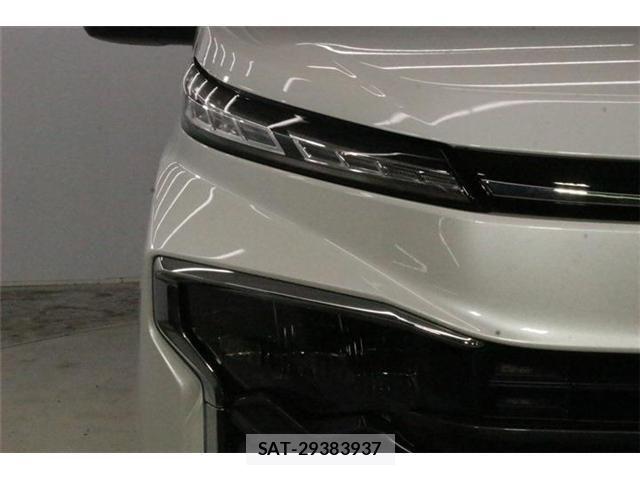 Toyota VOXY 2026-03 8334495-11