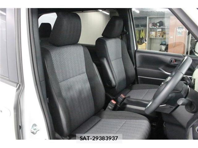 Toyota VOXY 2026-03 8334495-24