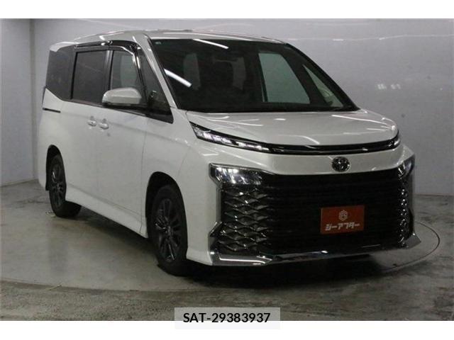 Toyota VOXY 2026-03 8334495-2