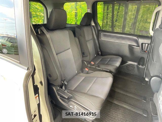 Toyota VOXY 2014-09 8353793-8