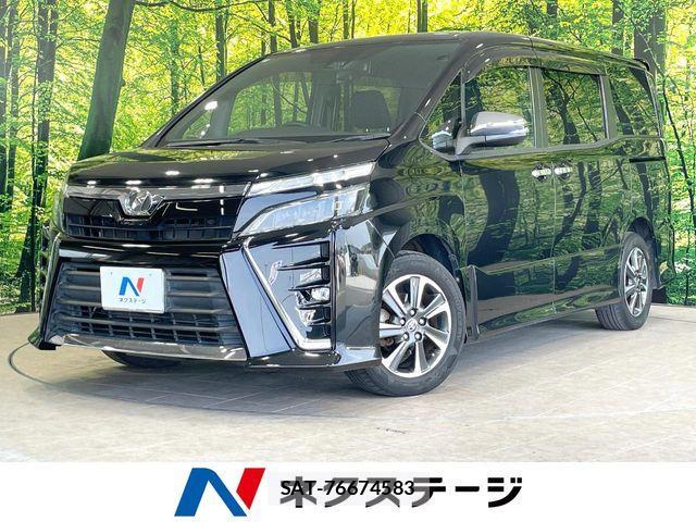 Toyota VOXY 2019-01 8355867-0
