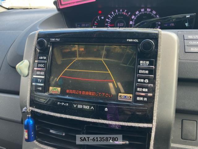 Toyota VOXY 2007-11 8355874-27