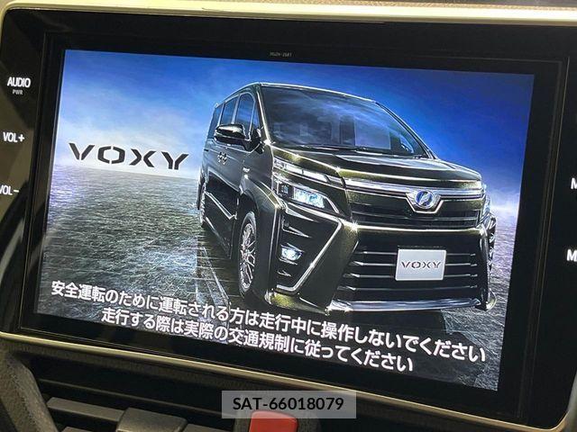 Toyota VOXY 2019-07 8355863-3