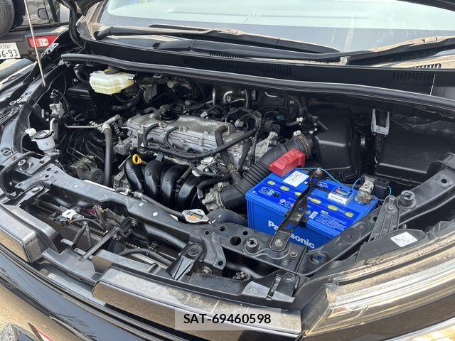 Toyota VOXY 2015-07 8355868-10